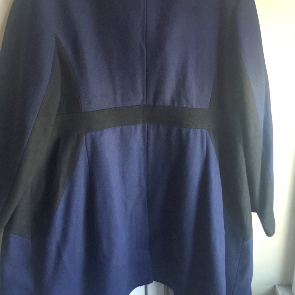 Bass European Car Coat - Picture 7 of 10